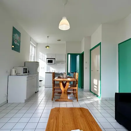 Apartment Pommeraie Et Eglantines